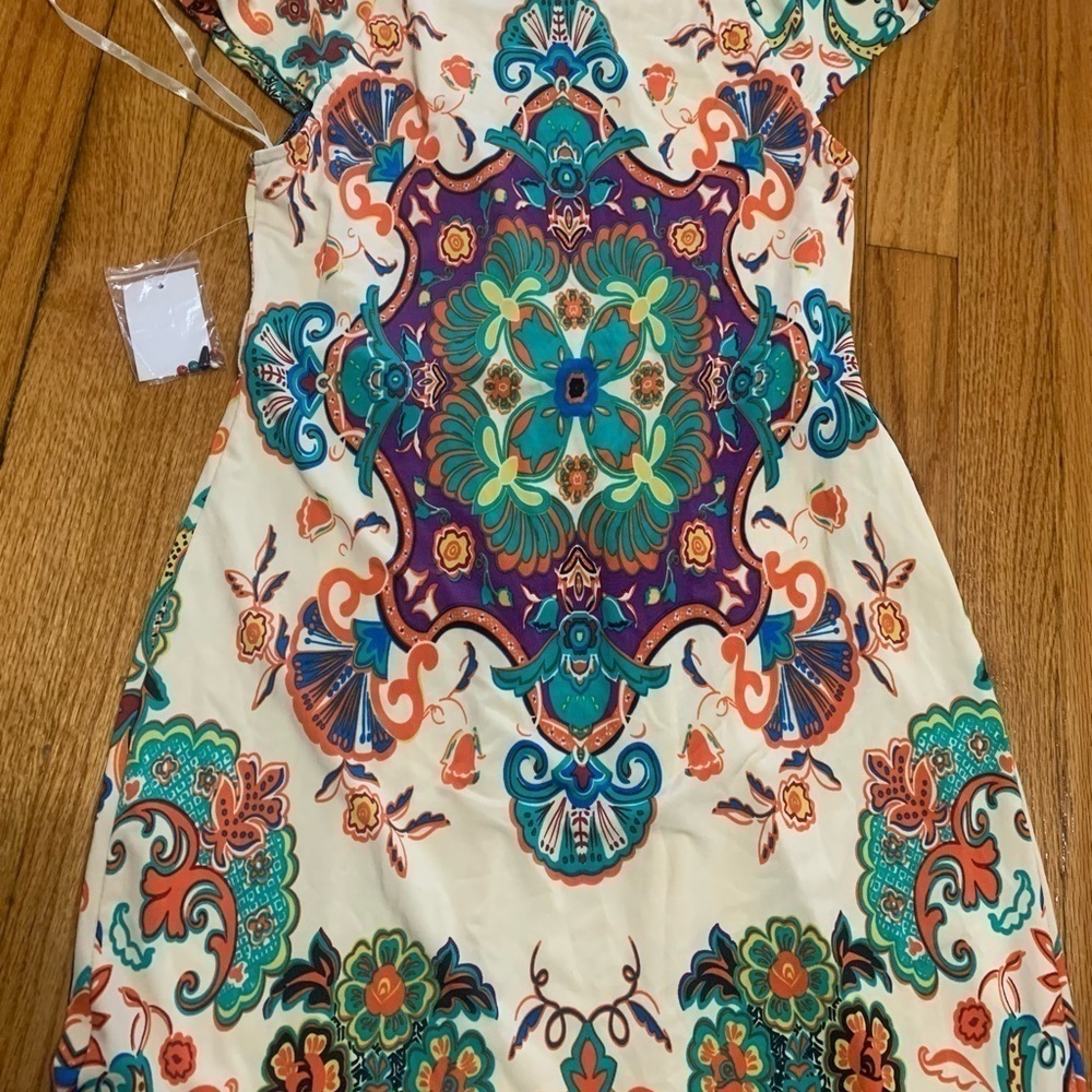 ECI FLARED EMBELLISHED BEADED PRINT DRESS w/ BELT - COLORFUL SIZE 4 - Picture 13 of 13